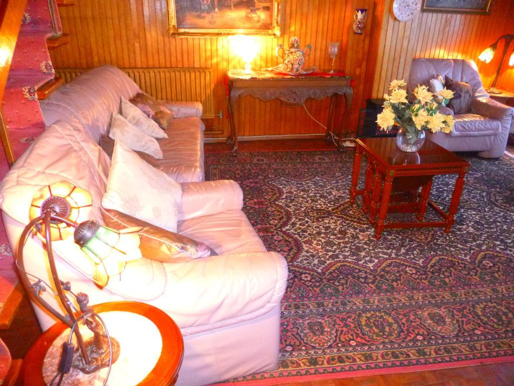 Hôtel Tara House à Laytown Extérieur photo
